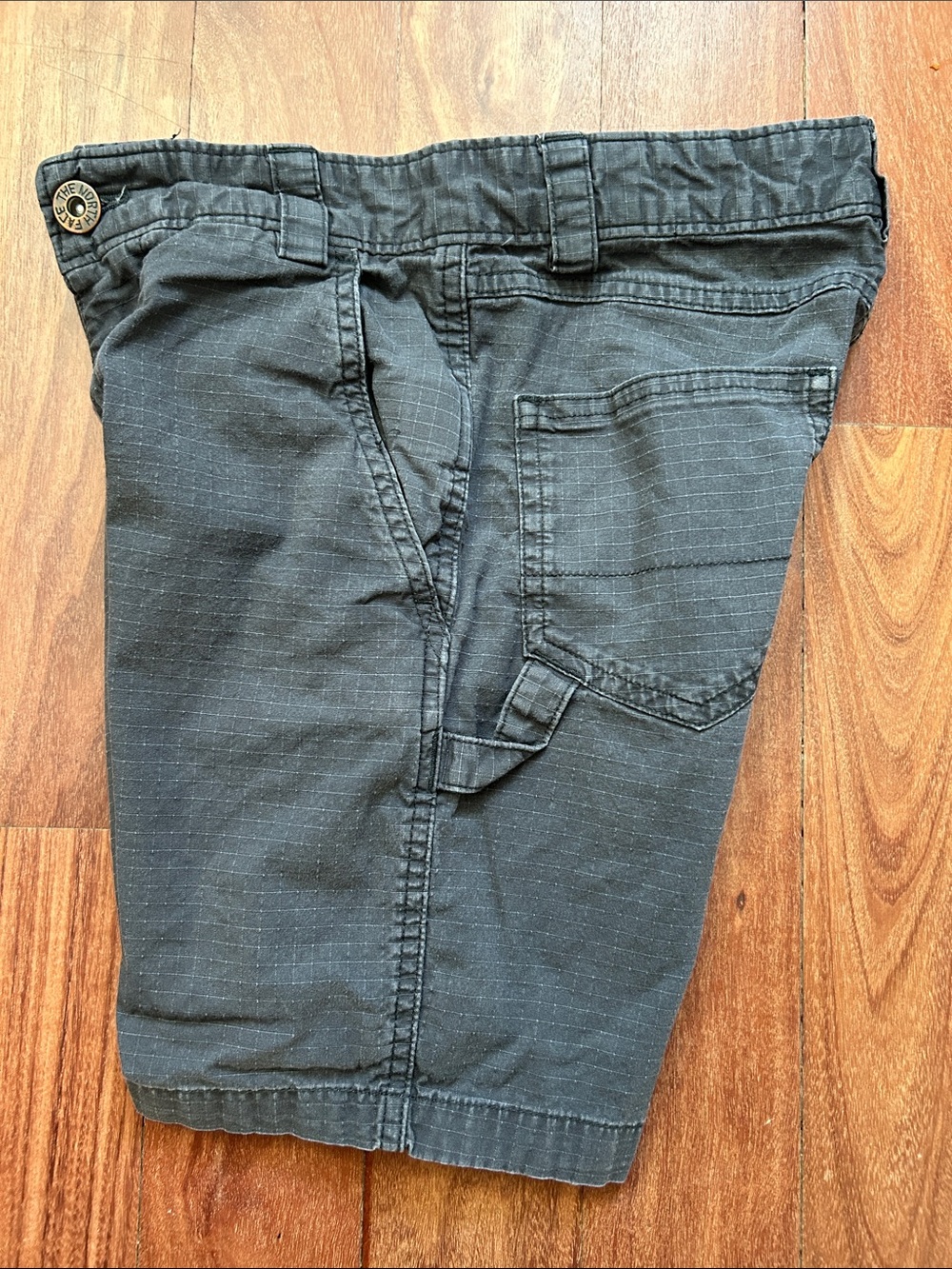 The North Face Boys Shorts 7-8 Charcoal gray - Picture 8 of 9